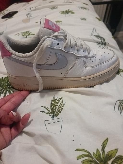 Buy & Sell Ardwick Manchester - Photos for pink & gray Nike Air force