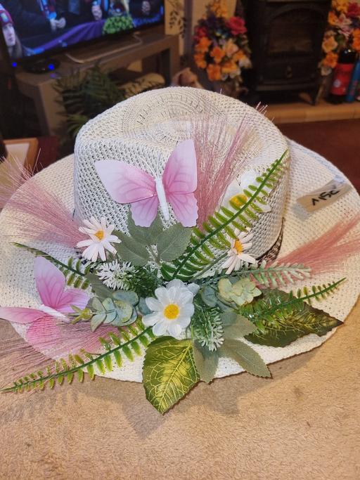 Buy & Sell Biggleswade Central Bedfordshire - Photos for ladies hats