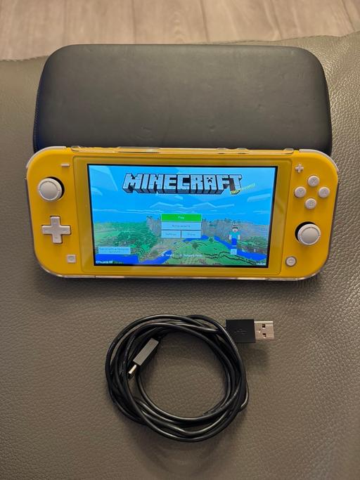 Buy & Sell Hill Top Sandwell - Photos for Nintendo Switch LITE LIKE NEW