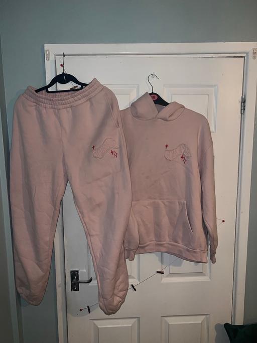 Buy & Sell Gateacre Liverpool - Photos for Pink Forena tracksuit
