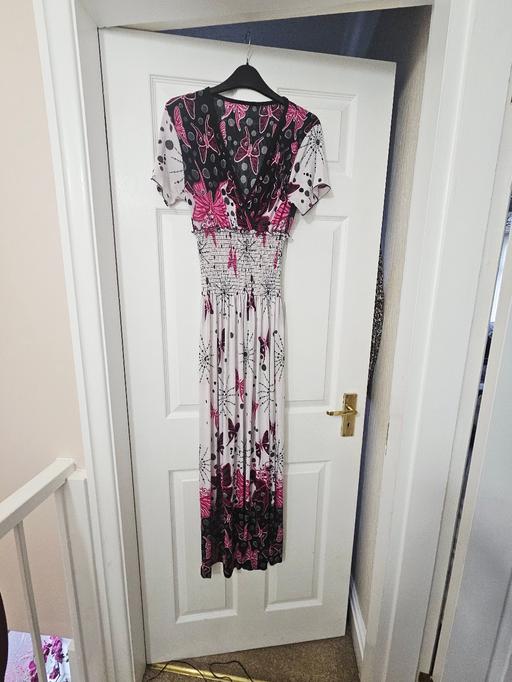 Buy & Sell Newton Doncaster - Photos for Butterfly pattern maxi dress, size 12/14.