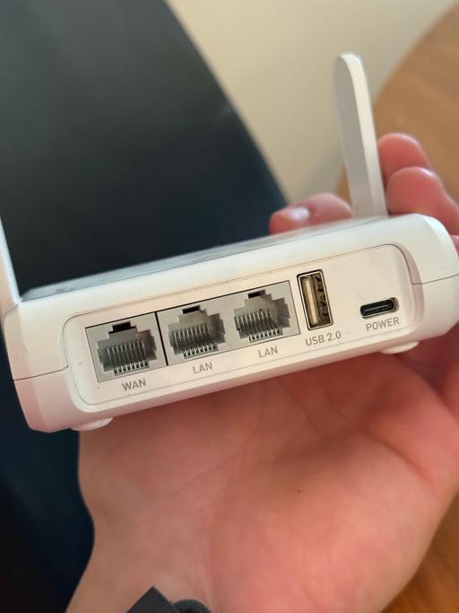 Buy & Sell Canary Wharf East London - Photos for GL.iNet AC1200 Wireless Travel Router