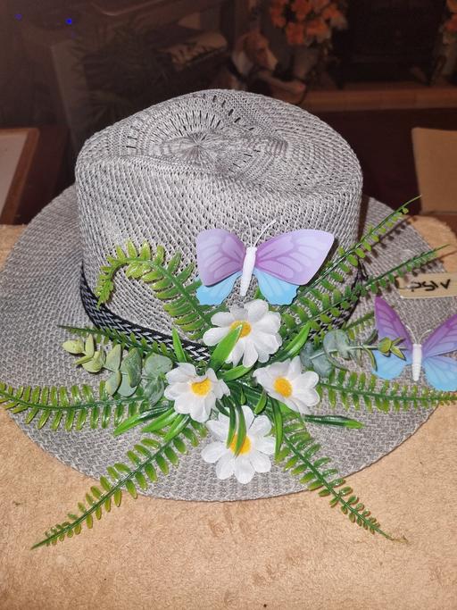 Buy & Sell Biggleswade Central Bedfordshire - Photos for ladies hats