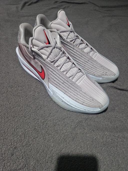 Buy & Sell Walsall Town Centre Walsall - Photos for Mens Grey Nike Trainers Size 16