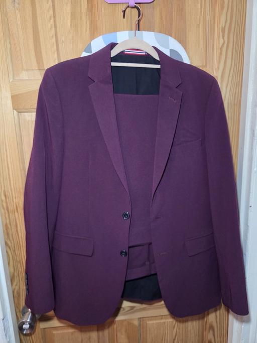 Buy & Sell Dagenham Barking and Dagenham - Photos for 2 piece suit