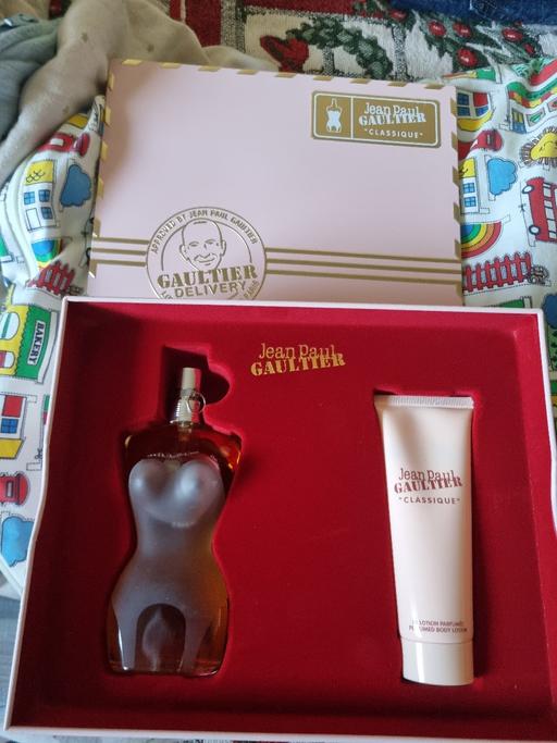 Buy & Sell Grangemouth Falkirk - Photos for perfume