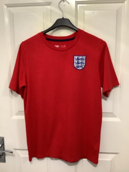 Buy & Sell Woodsetton Dudley - Photos for England T-shirt 13 yrs