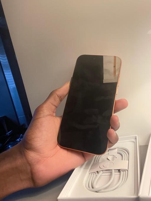 Buy & Sell Church Langley Harlow - Photos for iphone 17 Pro Max