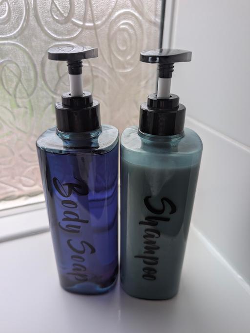 Buy & Sell Wykin Hinckley and Bosworth - Photos for Bathroom Bottles, Dispenser x3. boxed