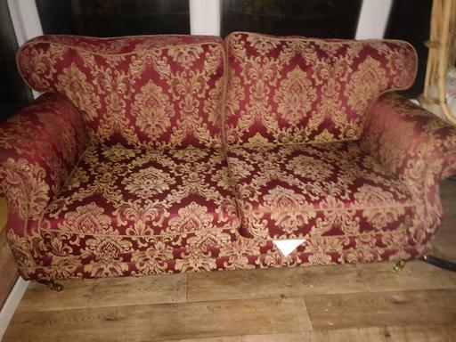 Buy & Sell Northampton West Northamptonshire - Photos for red floral sofa