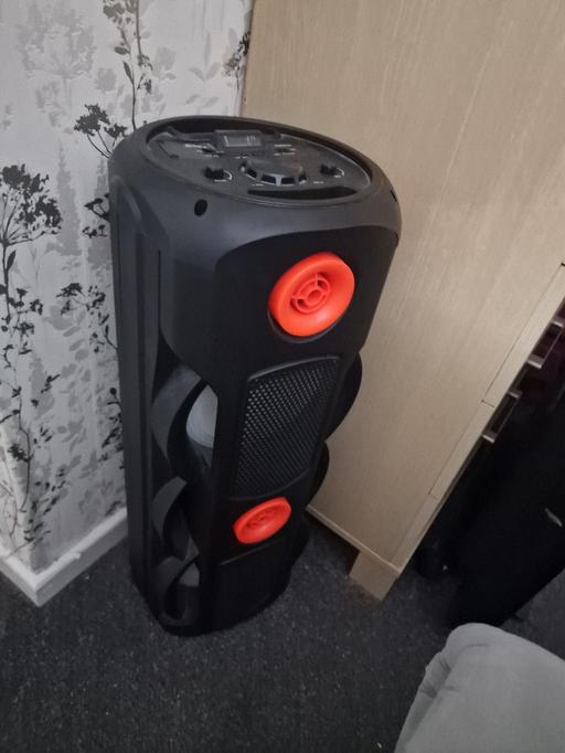 Buy & Sell Rowley Regis Sandwell - Photos for large blue tooth speaker loud flashing lights