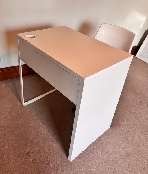 Buy & Sell Shrawley Malvern Hills - Photos for Desk and chair