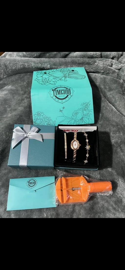 Buy & Sell Golds Hill Sandwell - Photos for Ladies watch set