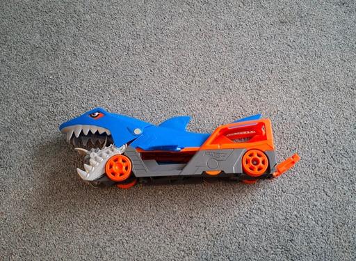 Buy & Sell Werrington Peterborough - Photos for Hot Wheels Shark Chomp Transporter
