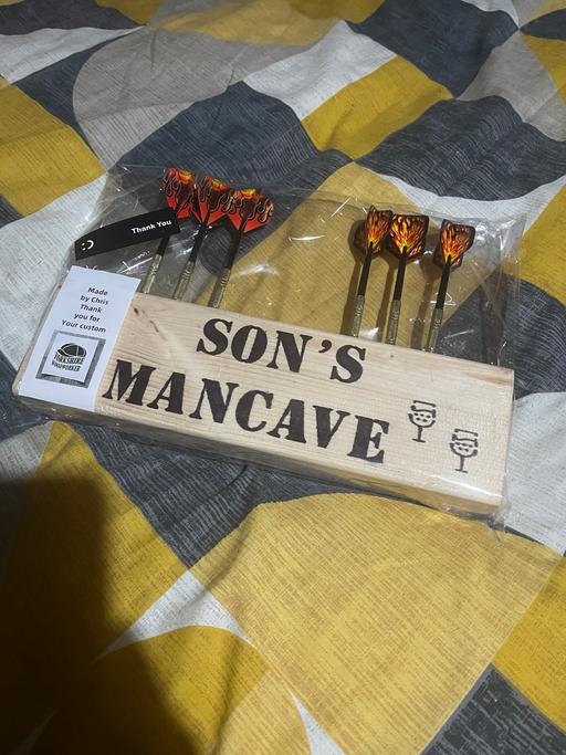 Buy & Sell Kimberworth Rotherham - Photos for Darts and holder