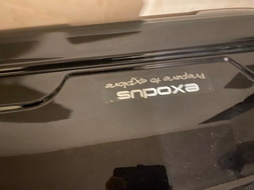 Vehicles Surrey Quays South East London - Photos for Roof box with roof bars