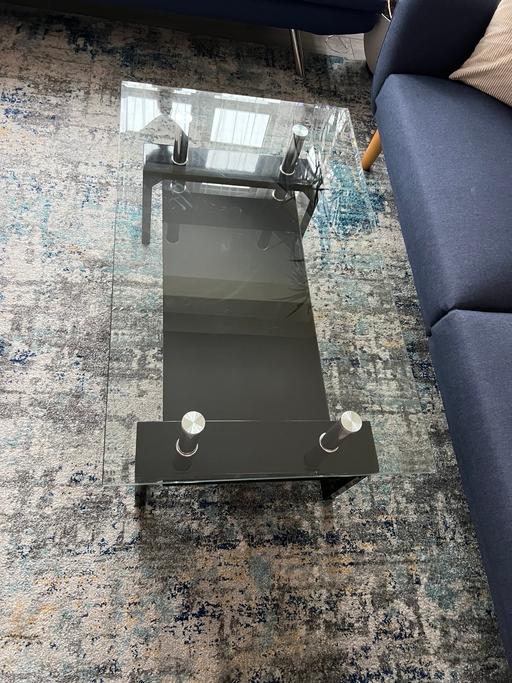 Buy & Sell Stepney East London - Photos for Table