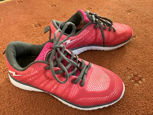 Buy & Sell Mansfield Town Centre Mansfield - Photos for Trainers size 4.5