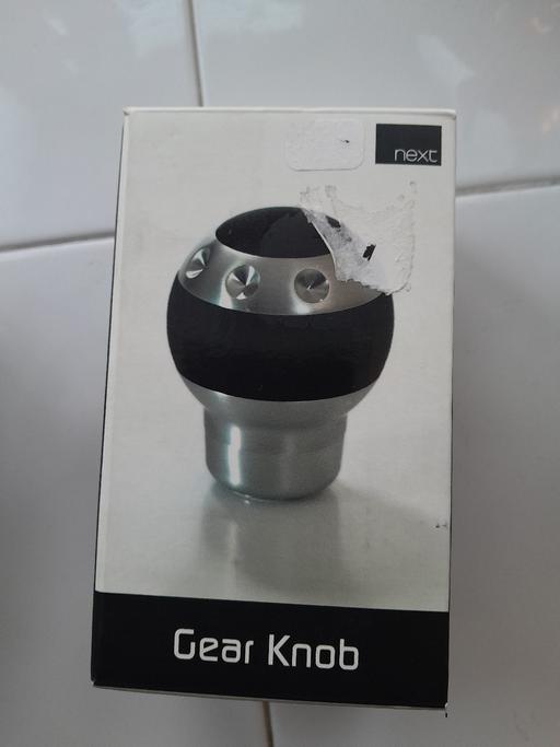 Vehicles Rayners Lane North West London - Photos for New Universal Car Gear Knob – Next – Boxed
