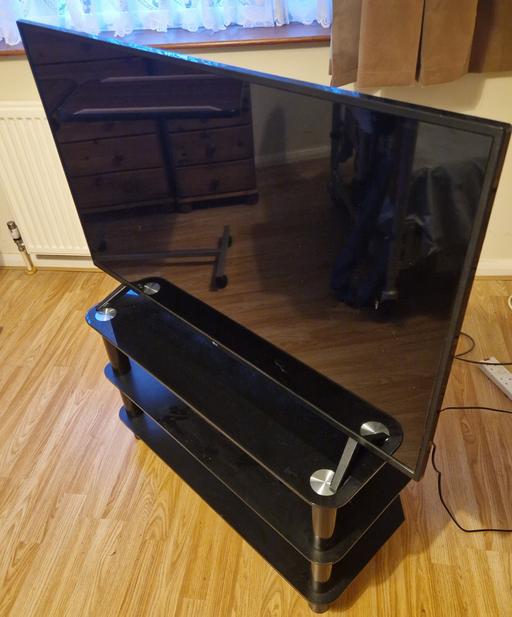 Buy & Sell George Green Buckinghamshire - Photos for LG 43