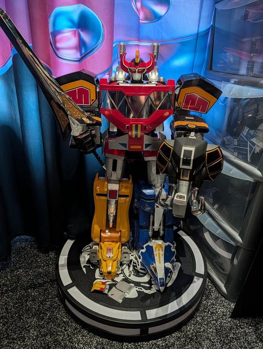 Classes Burslem Stoke-on-Trent - Photos for power rangers megazord