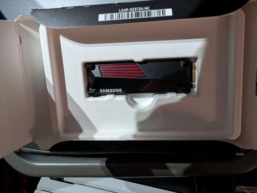 Buy & Sell Burslem Stoke-on-Trent - Photos for Samsung SSD 2 tb with heatsink
