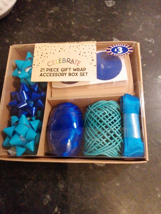 Buy & Sell Wednesfield Wolverhampton - Photos for Gift Wrap