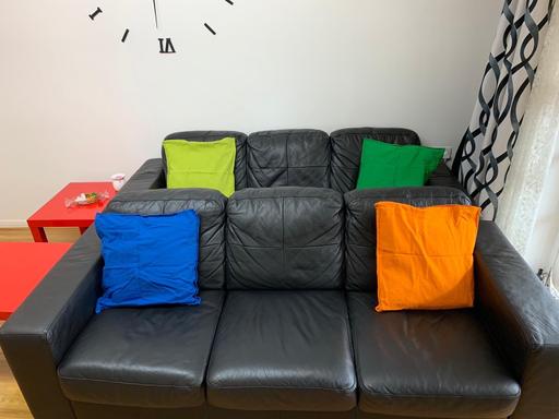 Buy & Sell Shepherd`s Bush West London - Photos for Black leather sofa 3 seat (x2)