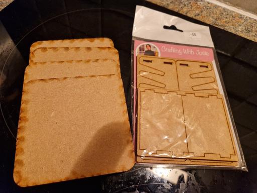 Classes Grassmoor North East Derbyshire - Photos for 2 x mdf coasters, plus box project