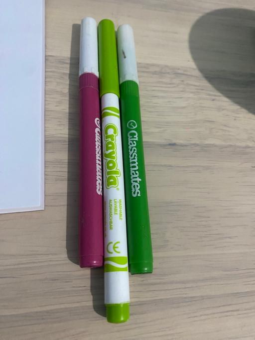 Buy & Sell North Kensington West London - Photos for 3 felt tip pens