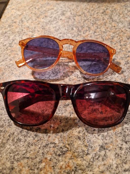 Buy & Sell Grassmoor North East Derbyshire - Photos for 2 x sunglasses