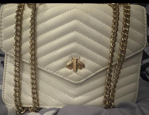 Buy & Sell Halewood Knowsley - Photos for White crossover bag with gold tassel