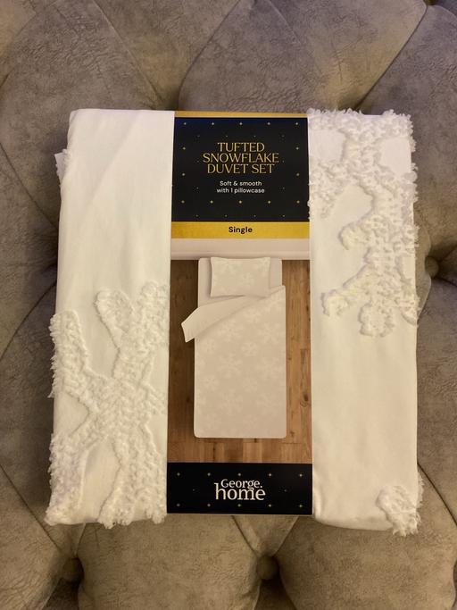 Buy & Sell Liverpool Knowsley - Photos for Single Tufted Snowflake Duvet Set New