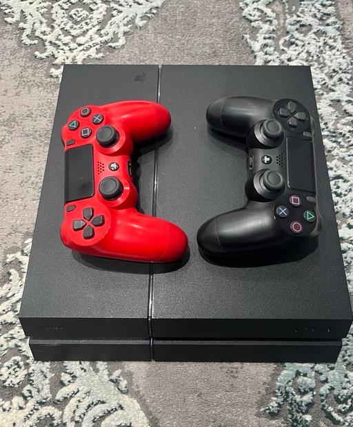 Buy & Sell Harrow North West London - Photos for PS4 console with 2 controllers (working)