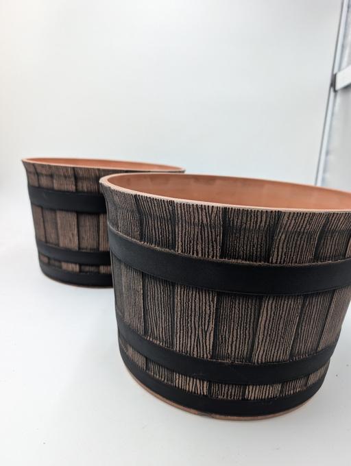 Buy & Sell Moston Cheshire East - Photos for 35cm Barrel effect plastic planter x 2