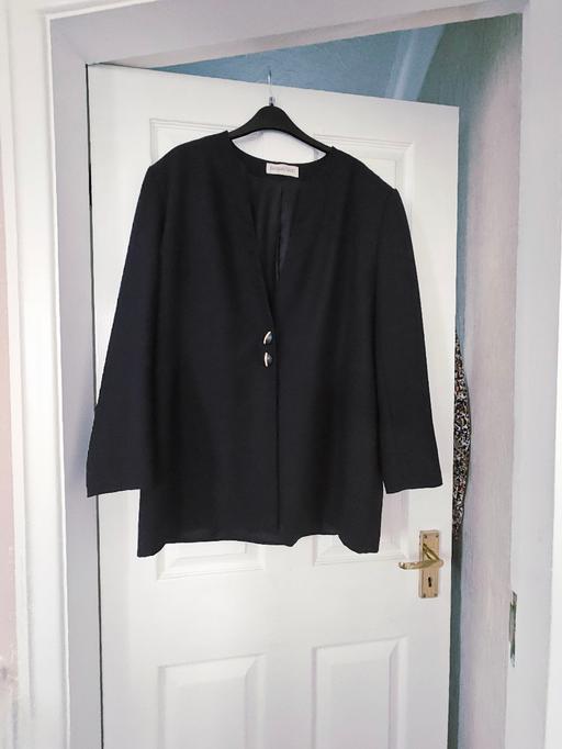 Buy & Sell Newton Doncaster - Photos for Navy coloured jacket, size 18..like new.