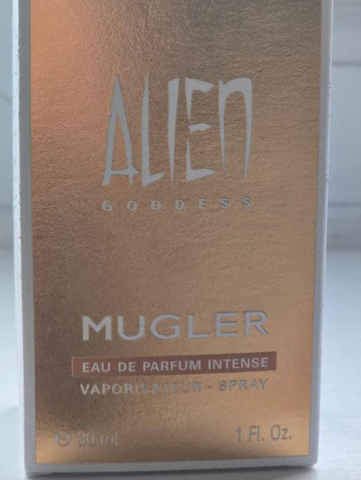 Buy & Sell Gatley Stockport - Photos for perfume