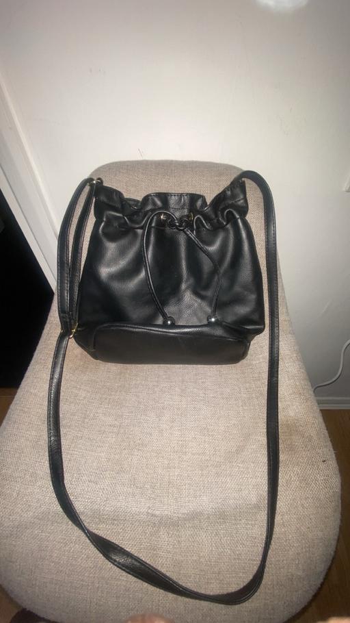 Buy & Sell Shortlands Bromley - Photos for Black leather bag for ladies