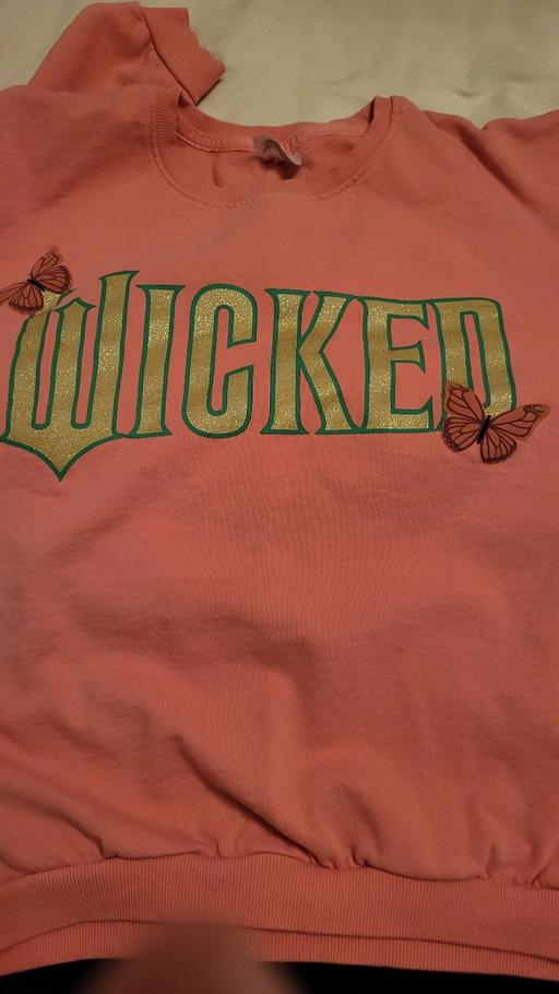 Buy & Sell Hayley Green Dudley - Photos for Wicked ..sweatshirt and leggins