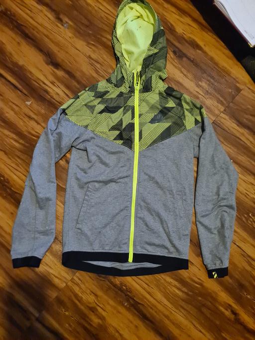 Buy & Sell Watford Town Centre Watford - Photos for Nike Hoodie Size S. Grey.Yellow & Grey