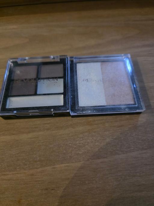 Buy & Sell Blackpool Town Centre Blackpool - Photos for Revolution make up x 2