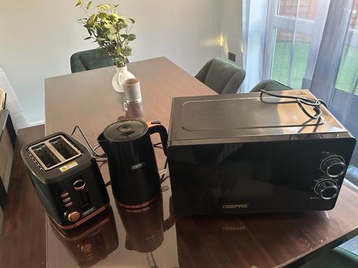 Buy & Sell Hampton-in-Arden Solihull - Photos for Geepas microwave, toaster, kettle set
