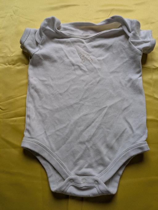 Buy & Sell Telford Telford and Wrekin - Photos for NEW BABY VEST