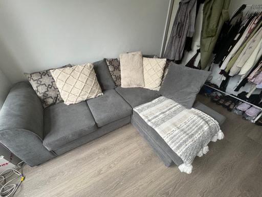 Buy & Sell Dollis Hill North West London - Photos for Small Grey Corner Sofa