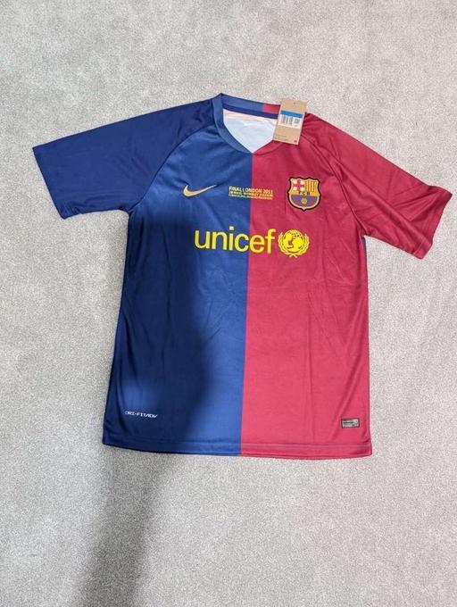 Buy & Sell Seven Kings East London - Photos for Football shirt