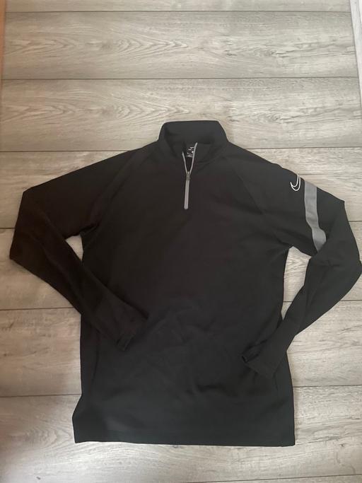 Buy & Sell Seven Kings East London - Photos for Tracksuit