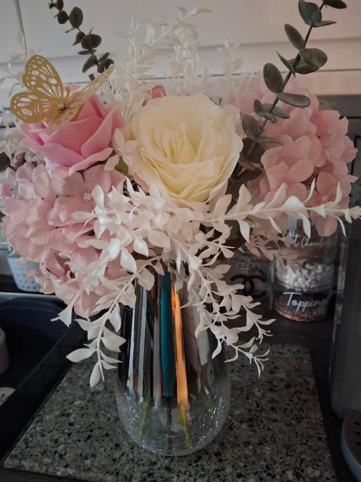 Buy & Sell Keresley End Nuneaton and Bedworth - Photos for FLOWERS & VASE FOR SALE