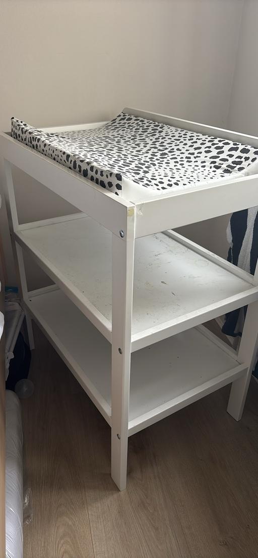 Buy & Sell South Ruislip Hillingdon - Photos for John Lewis baby change table