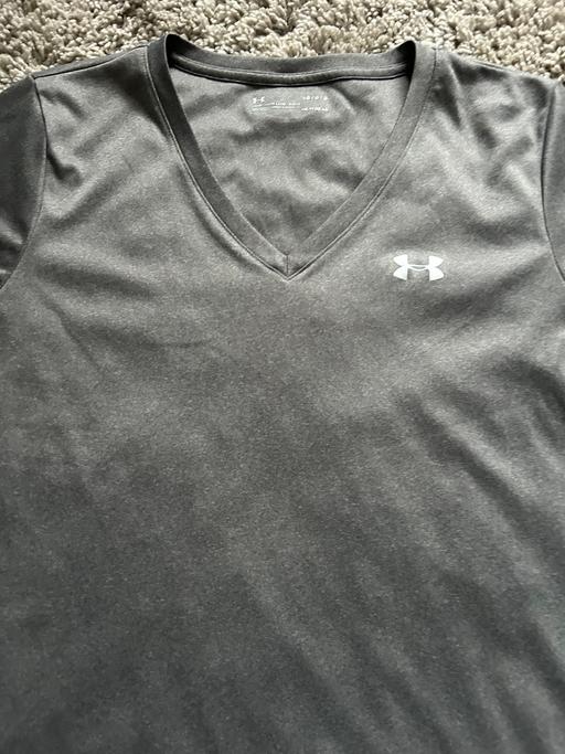 Buy & Sell Whiston Knowsley - Photos for Under armour T-shirt