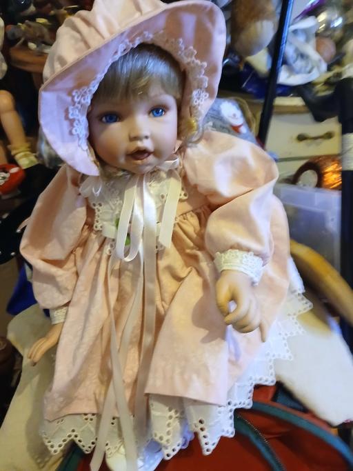 Buy & Sell Netherton Dudley - Photos for aston drake gallery doll